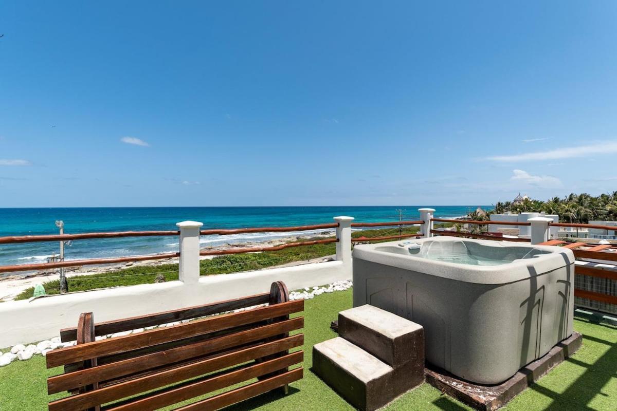 Villa With Ocean View, Pool, Restaurant And Rooftop Исла Мухерес Екстериор снимка